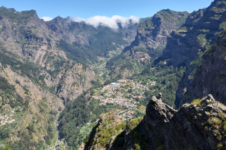 Eira do Serrado / Curral das Freiras (Nunnornas dal)