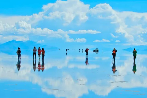 Uyuni: Excursión de un día al Salar de Uyuni con almuerzo y guía local