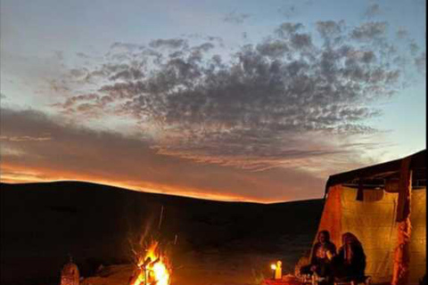 Marrakech: Agafay Desert Dinner with Music and Fire Show