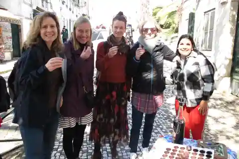 Lisbon: Highlights and Hidden Gems Tour