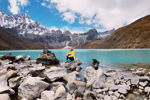 Kathmandu: 11-Day Gokyo Lake TrekKathmandu: 11-Day Gokyo Lake Trek Full Package