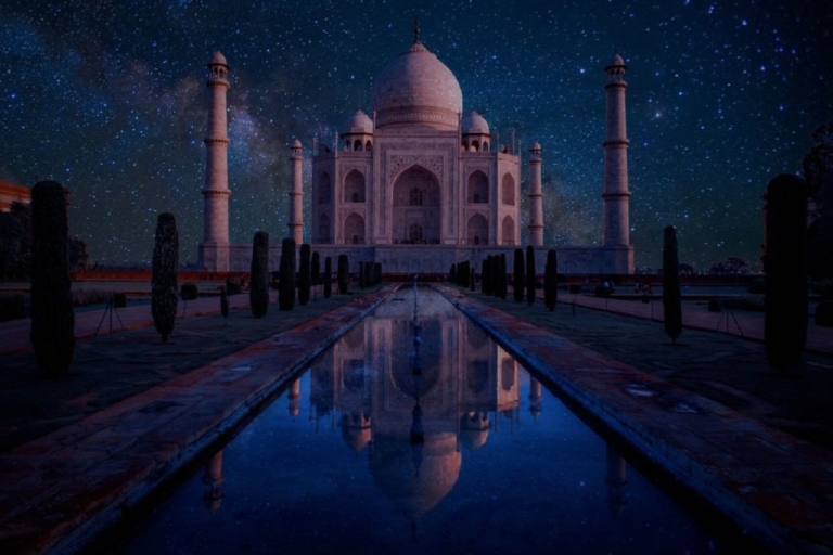 Von Agra aus: Taj Mahal MondscheintourTour nur mit Auto und Guide.