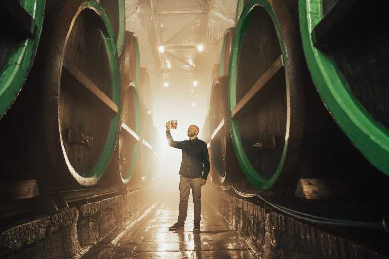 Pilsen: Pilsner Urquell - bryggerirundtur med ölprovning