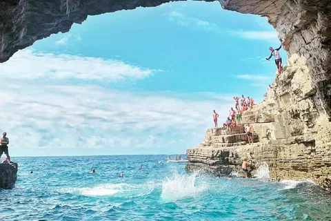 Pula : Visite à vélo de l'ancienne Pula et aventures aquatiques