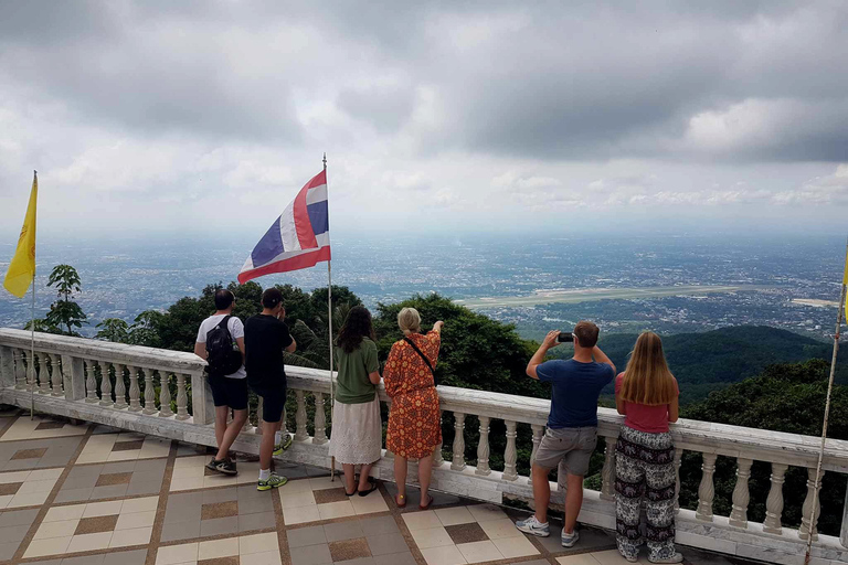 Chiang Mai: Doi Suthep, Wat Pha Lat & Sticky Waterfall TourChiang Mai: Doi Suthep-tempel en unieke kleverige waterval