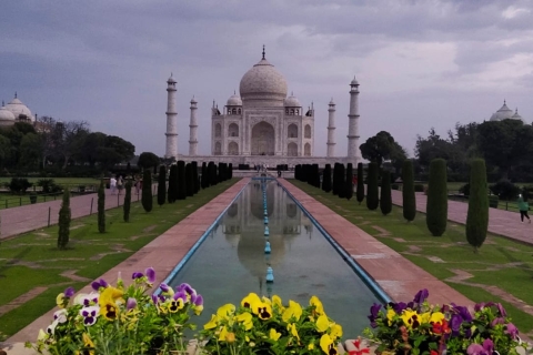 Z Delhi All Inclusive Taj Mahal superszybkim luksusowym pociągiem