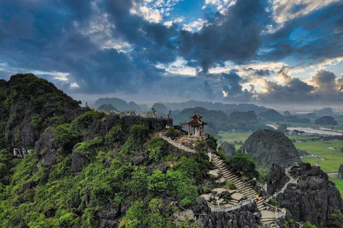 Ninh Binh: Hoa Lu, Trang An e Mua Caves Hiking Day TripTour privado com embarque no hotel