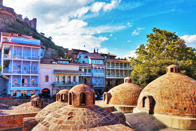 Tbilisi: Private Old City Walking Tour with Wine Tasting