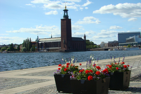 Stockholm: Eine Schönheit auf dem Wasser - Altstadtrundgang und BootsfahrtStockholm: Eine Schönheit auf dem Wasser - Altstadt und Bootsfahrt