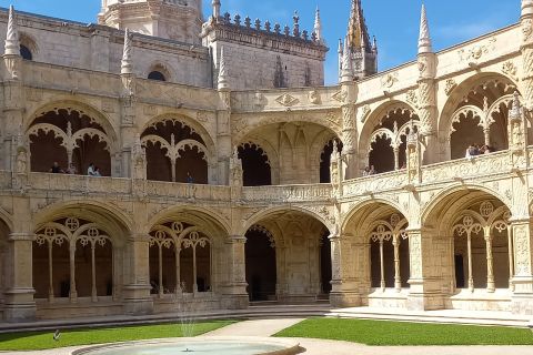 Lisboa: Tour em Belém e entrada evite filas no Mosteiro dos Jerônimos