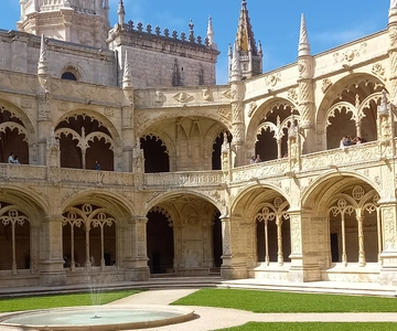 Belem Tour & Jeronimos Monastery Skip-the-Line Entry