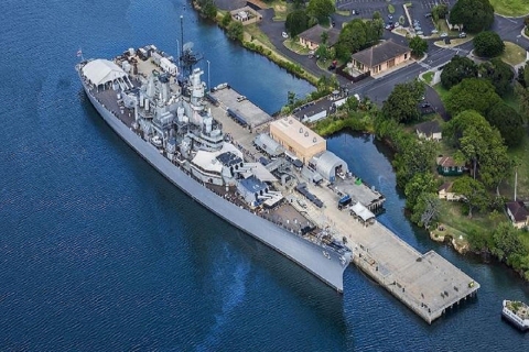 Van Waikiki: USS Arizona Memorial en Honolulu City Tour