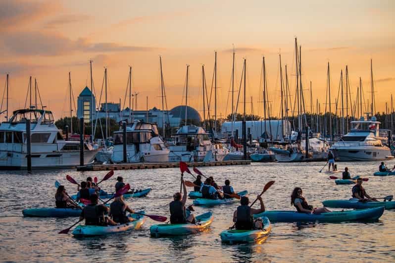 NYC: Sunset Kayak Tour of Manhattan from Jersey City
