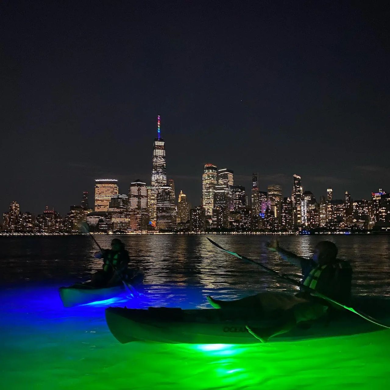 NYC: Geführte LED Lights Kayak Tour ab Jersey City
