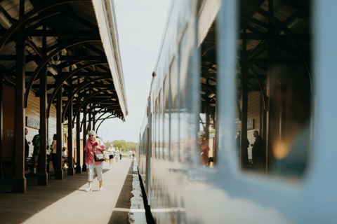 Drysdale: Restaurant Trein EetervaringQ Class Dining + vervoer vanuit Melbourne (diesellocomotief)