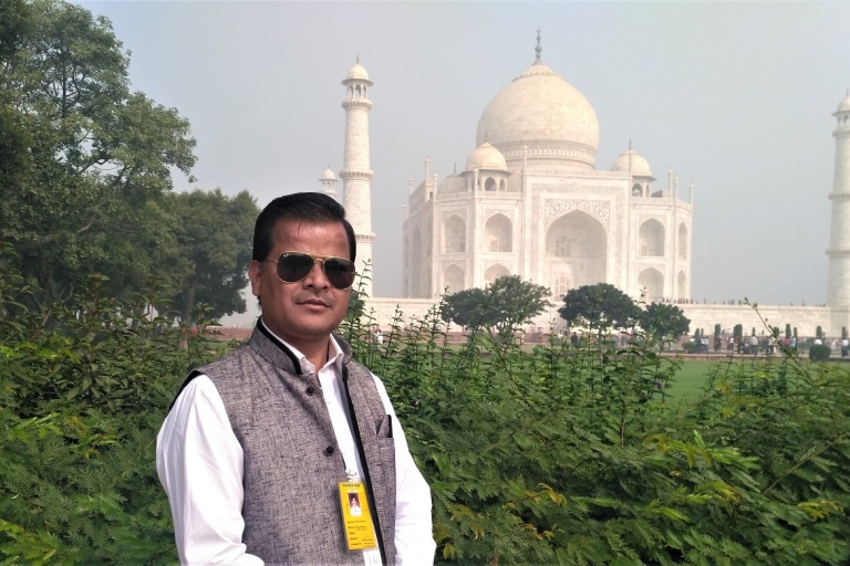 Taj Mahal Sonnenaufgangstour von Delhi ausAuto + Reiseführer