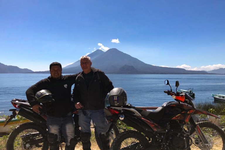 Aventura en Moto de Antigua al Lago de Atitlán