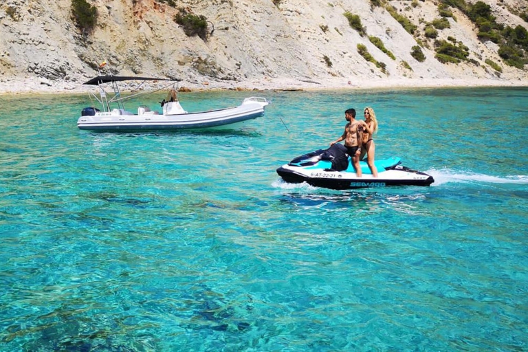 Ibiza: Prywatna wycieczka skuterem wodnym z instruktorem - Santa Eulalia2-godzinna prywatna wycieczka na nartach odrzutowych