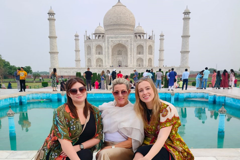 Agra: Taj Mahal Tour With Skip The Line Tickets With Guide Tour With Entry Fee, Lunch , Car and Guide