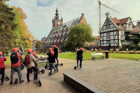 Old Gdańsk Electric Scooter Guided Tour