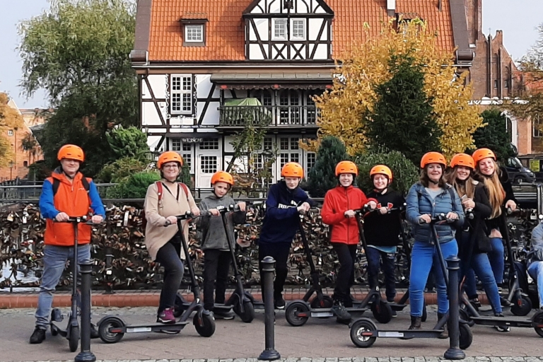 Visita guiada en scooter eléctrico por el casco antiguo de Gdańsk