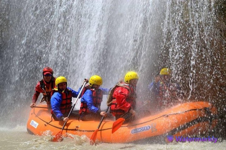 Albanie : Rafting dans les canyons d'Osumi & Déjeuner ,TransfertBerat : Rafting dans les canyons d'Osumi, déjeuner et transfert