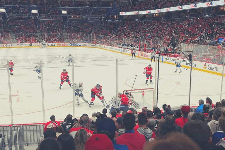 Washington, D.C.: Entradas para un partido de hockey sobre hielo de los Washington CapitalsAsientos normales