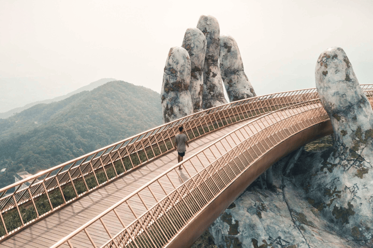 Da Nang: Tour fotográfico particular e com tudo incluídoDa Nang: tour privado e com tudo incluído no Instagram