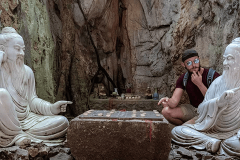 Da Nang: Tour fotográfico particular e com tudo incluídoDa Nang: tour privado e com tudo incluído no Instagram