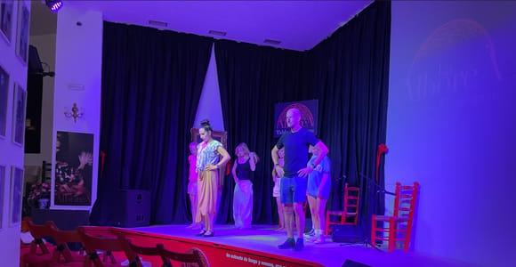Granada: Flamenco Class with the Cast of Tablao La Alboreá