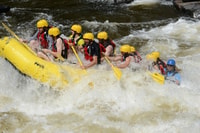 Mont-tremblant, rafting en aguas blancas de medio día - Housity