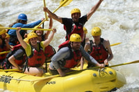 Mont-tremblant, rafting en aguas blancas de medio día - Housity