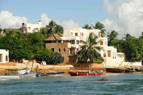 Excursão a pé cultural e histórica pela cidade de Mombaça.