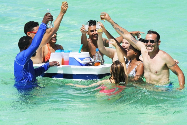 Catamaran Cruise with snorkel and open bar included