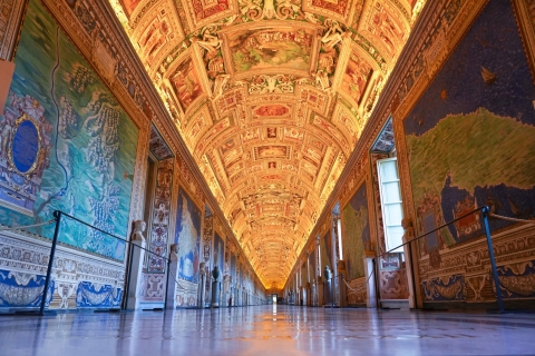 Rzym: Muzeum Watykańskie i Kaplica Sykstyńska bez kolejkiRzym: Bilet bez kolejki do Muzeum Watykańskiego i Kaplicy Sykstyńskiej