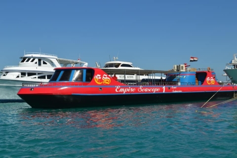 Makadi Bay: Glasboot und Parasailing mit Wassersport