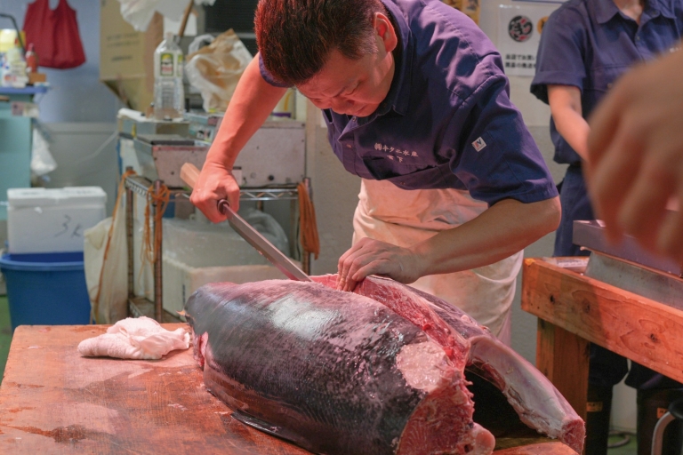 Ervaar Tsukiji Cultuur en Eten｜Sushi & Sake VergelijkingTsukiji Culturele uitleg en eettour