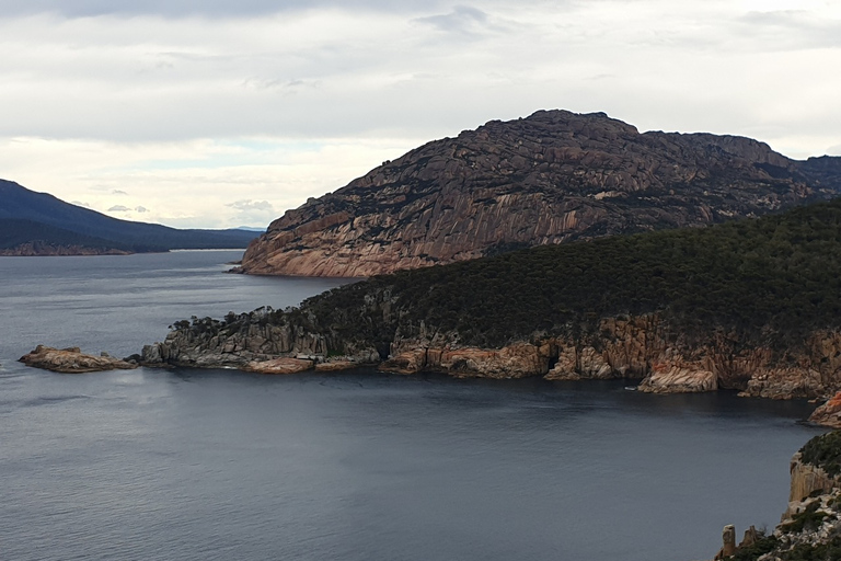 6D5N Tasmania al Descubierto: Descubriendo Iconos y Joyas Ocultas