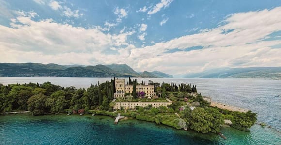 Peschiera del Garda: 2-Hour Speedboat Tour in the South of the Lake