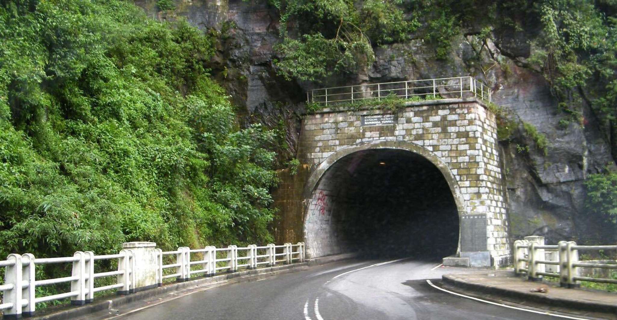 Kandy Nach Nuwara Eliya Tagestour Von Tuk Tuk Sri lanka - Hizvo