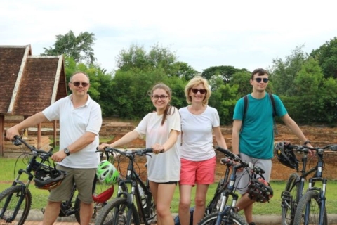 Chiang Mai: Visita guiada de un día en bicicleta y cultura regional(Excursión privada) Excursión guiada de un día entero en bicicleta y por la cultura regional