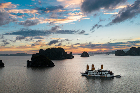 Halong Bucht: 3D2N All inclusive mit Emperor CruiseEmperor Cruise Legacy Halong | 3 Tage Hideaway