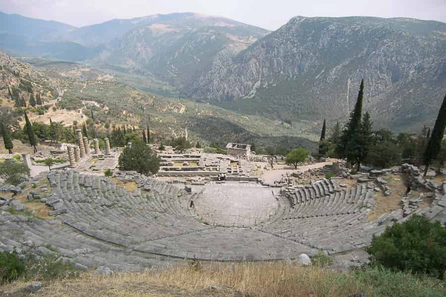 3-tägige klassische spanische Tour mit Guide in Peloponnes & Delphi. Foto: GetYourGuide