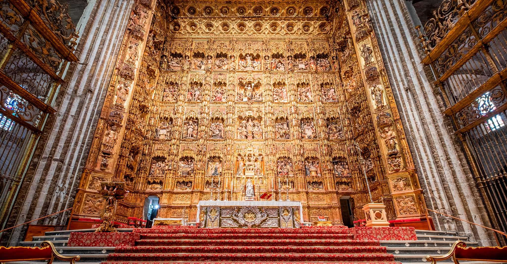 Seville, Small-Group Cathedral and Giralda Tour with Tickets - Housity