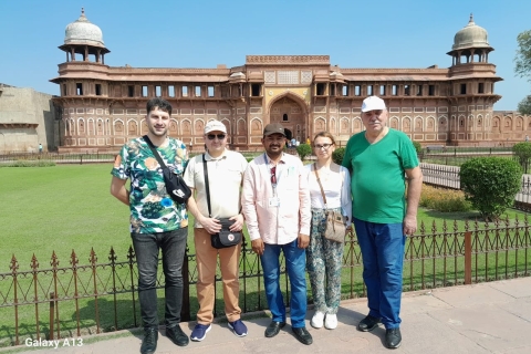 Depuis Delhi, visite du Taj Mahal en voiture le même jour (tout compris)GYG 02 C