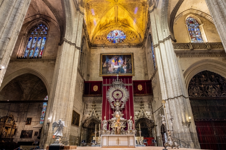Seville: Small Group Cathedral & Giralda Tour with Tickets