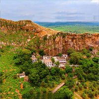 Full Day Bodhgaya tour with Dungeshwari Cave - Housity