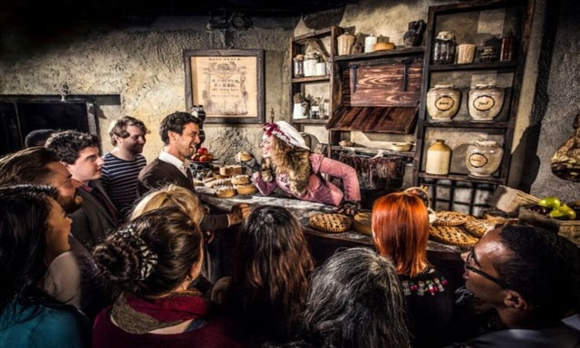 London: Harry Potter Tour & The London Dungeons