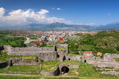 De Tirana: excursão privada de um dia a Shkoder e Lago Skadar