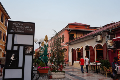 De Tirana: excursion privée d&#039;une journée à Shkoder et au lac Skadar